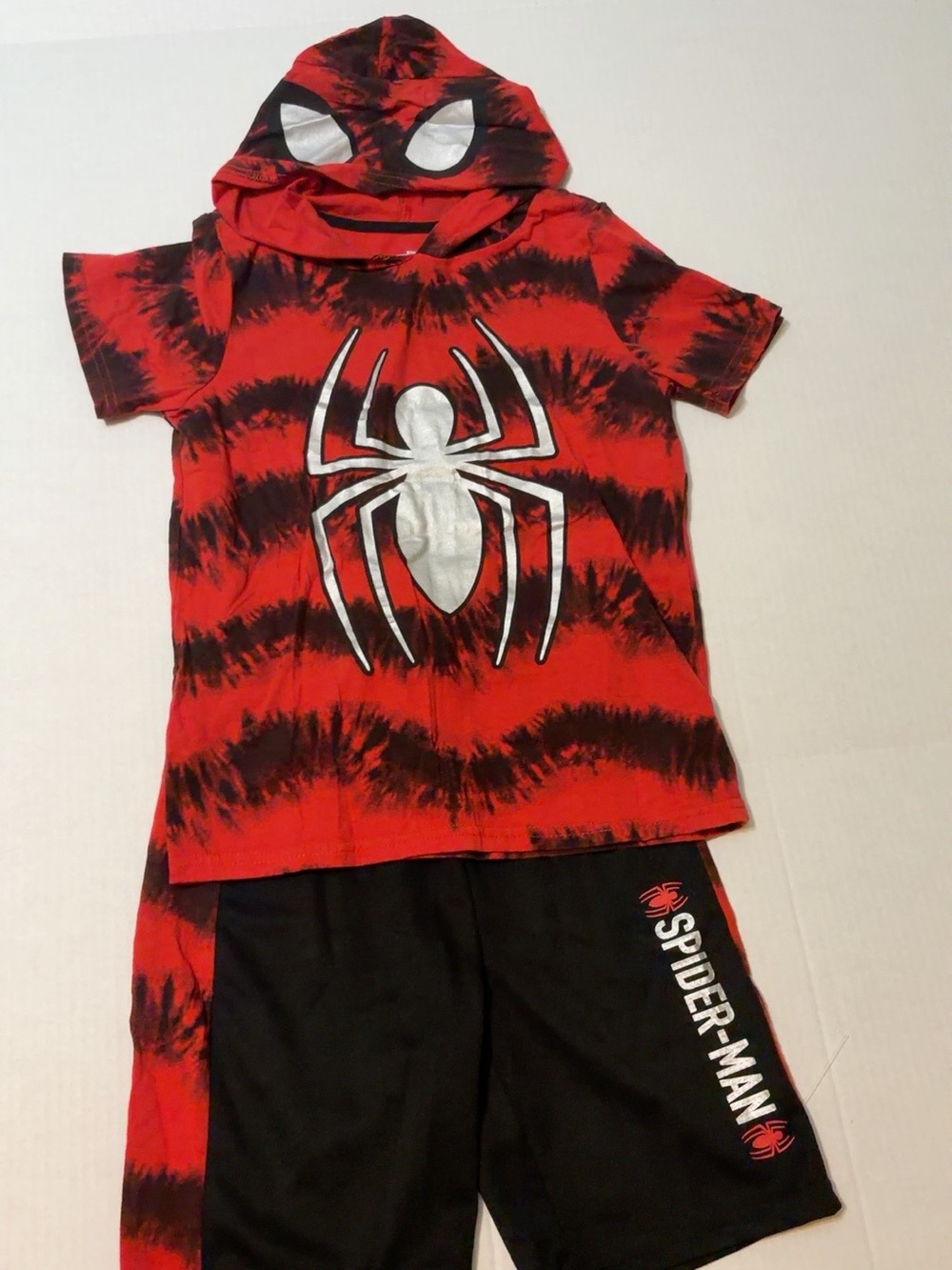 Marvel Red & Black Spider-Man Hoodie Tee and Shorts Set size 8